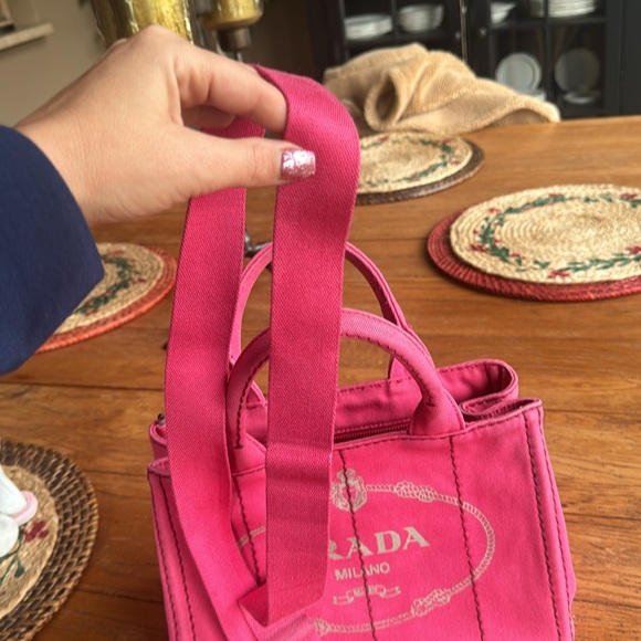 Beautiful authentic pink Prada bag - Picture 10 of 10